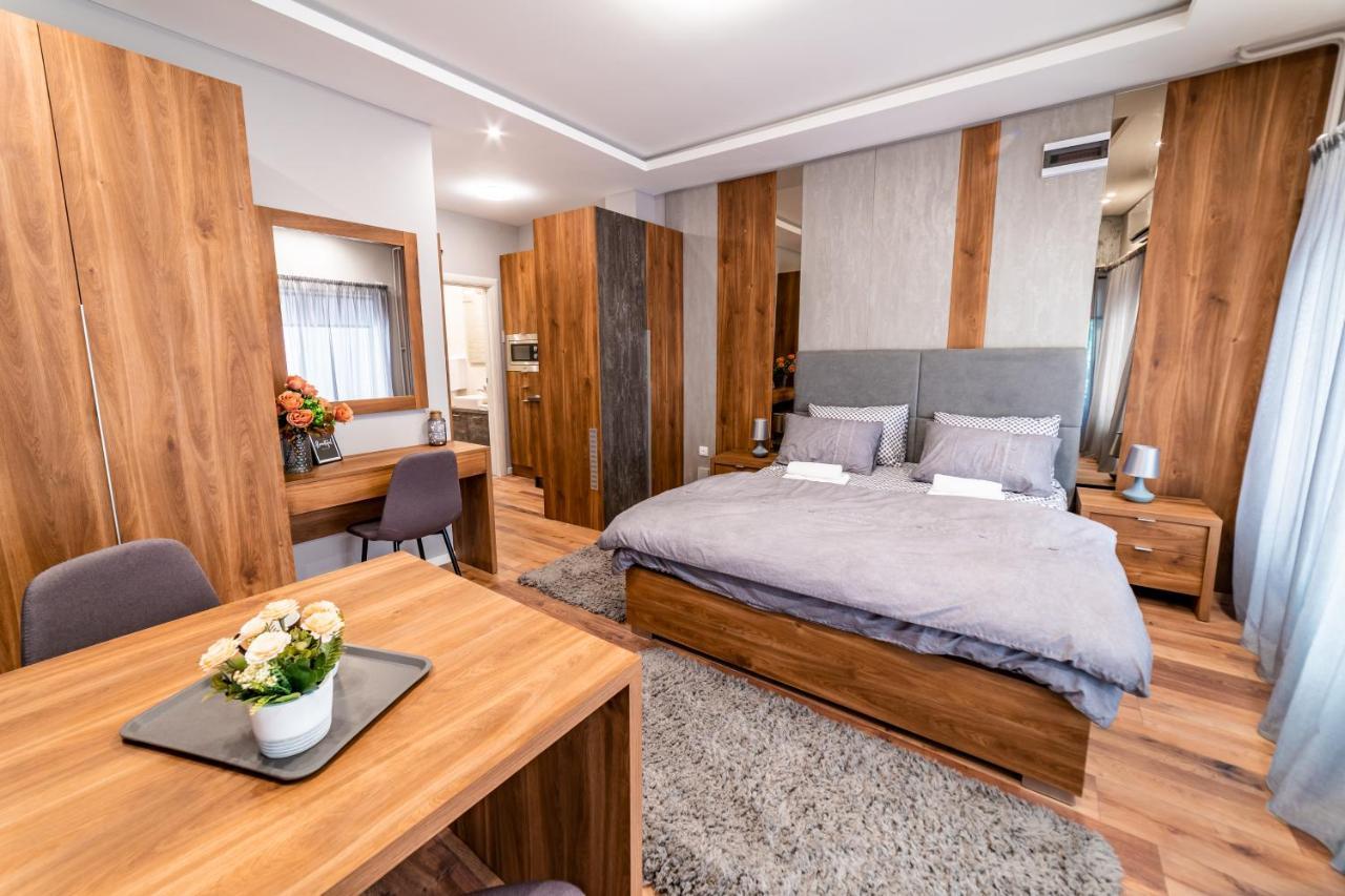 Ivi Place Apartments Novi Sad Exteriör bild