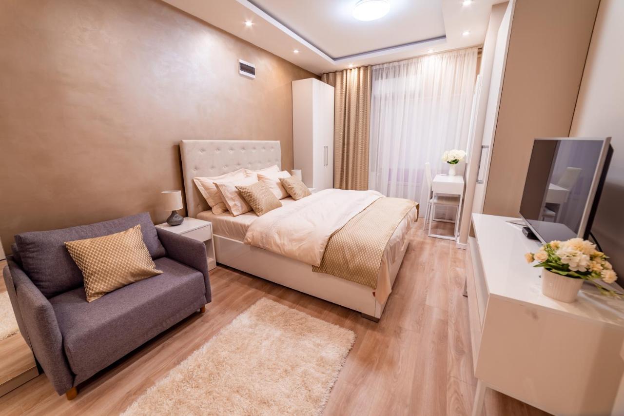 Ivi Place Apartments Novi Sad Exteriör bild